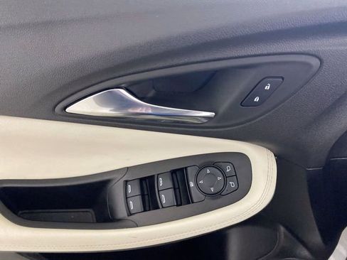 Used 2023 Buick Encore GX Select w/ Safety Package II image 26