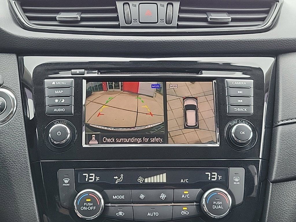 Used 2019 Nissan Rogue SV w/ Sun & Sound Touring Package AWD/4WD image 24