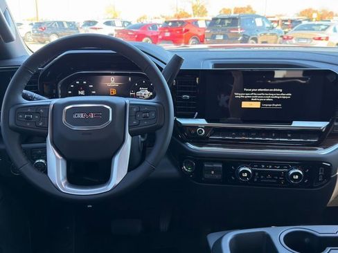 New 2026 GMC Sierra 1500 Elevation image 29