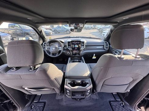 New 2026 RAM 1500 4x4 Crew Cab image 23