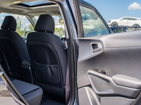 New 2025 Kia Soul EX image 9