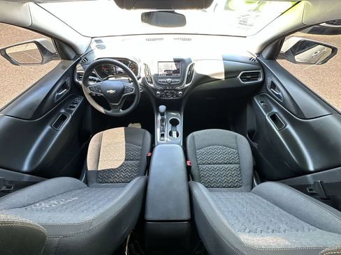 Used 2023 Chevrolet Equinox LT FWD image 18