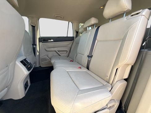 Used 2019 Volkswagen Atlas SE FWD image 20