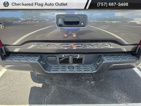 Used 2019 Toyota Tacoma SR w/ SR Convenience Package RWD image 8