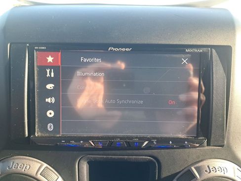 Used 2012 Jeep Wrangler Unlimited Sport w/ Max Tow Pkg image 21