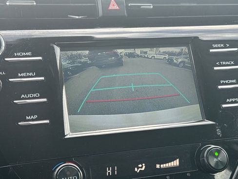 Used 2019 Toyota Camry SE image 22