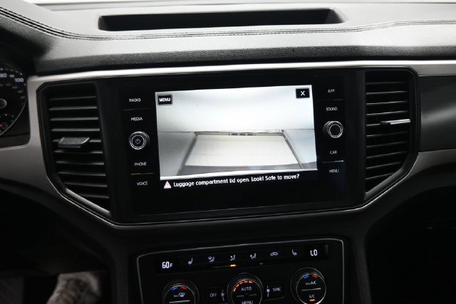 Used 2020 Volkswagen Atlas Cross Sport SE w/ Panoramic Sunroof Package AWD/4WD image 38