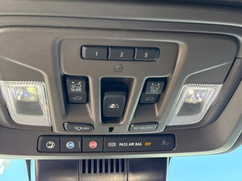 Used 2024 GMC Sierra 2500 Denali w/ Denali Reserve Package image 27