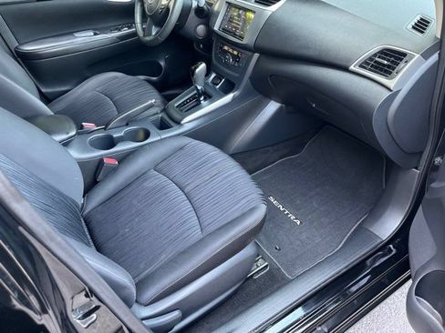 Used 2018 Nissan Sentra SV w/ Premium Package (P01) FWD image 6