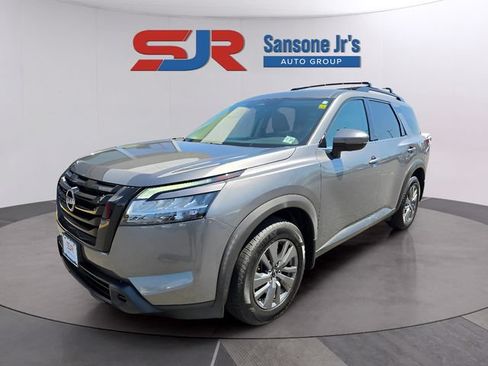 Certified 2022 Nissan Pathfinder SV w/ SV Black Package AWD/4WD image 1