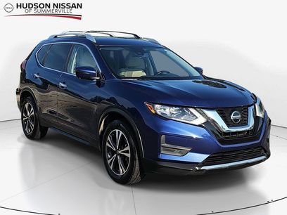 Used 2020 Nissan Rogue SV w/ Premium Package