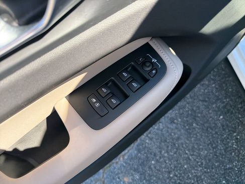 Used 2026 Volvo XC60 B5 Plus w/ Protection Package Premier image 13