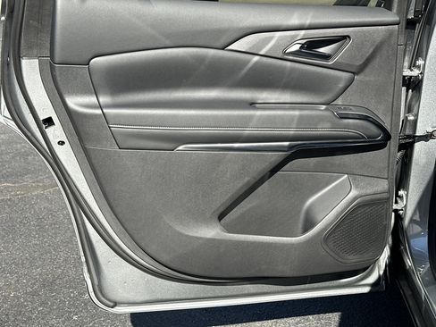 New 2025 Chevrolet Traverse LT w/ Driver Confidence Package image 20