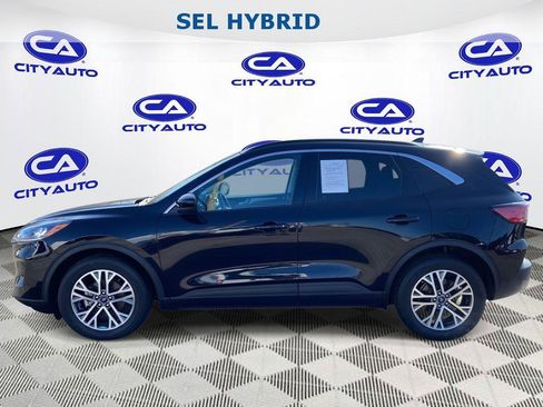 Used 2021 Ford Escape SEL image 4