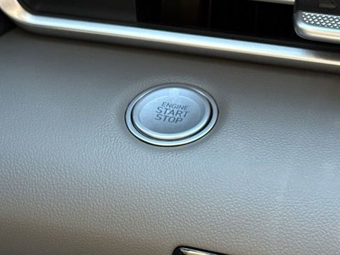 Certified 2025 Hyundai Elantra Sport image 25