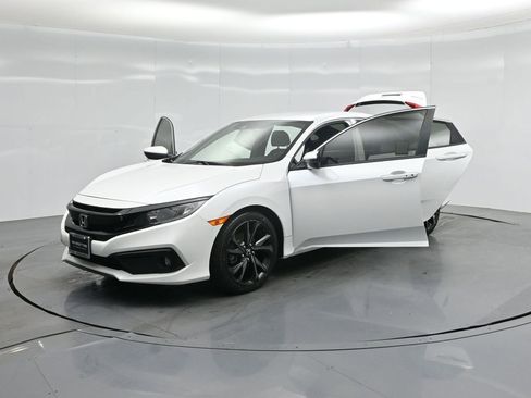 Used 2020 Honda Civic Sport image 29