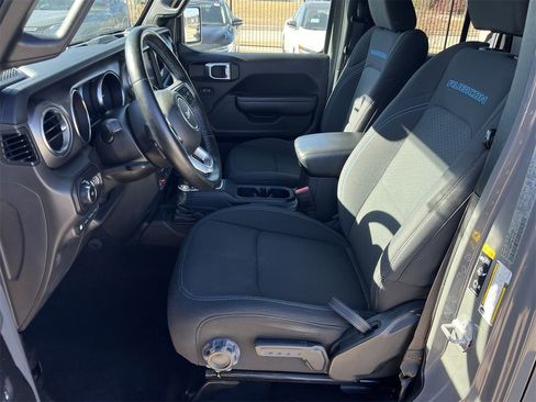 Used 2022 Jeep Wrangler Unlimited Rubicon 4xe w/ Cold Weather Group image 14