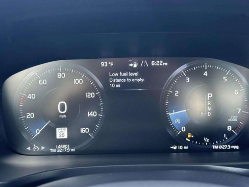 Used 2019 Volvo S60 T6 Momentum w/ Multimedia Package AWD/4WD image 27
