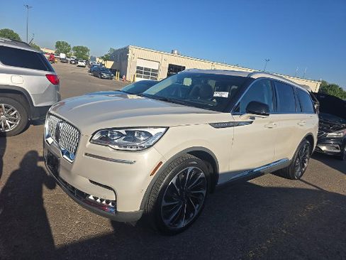 Used 2020 Lincoln Aviator Reserve w/ Equipment Group 202A AWD/4WD image 1