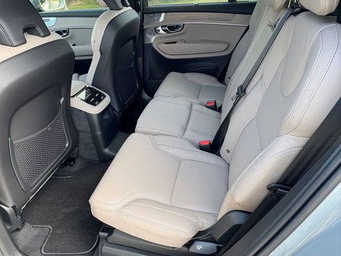 New 2026 Volvo XC90 T8 Ultra w/ Lounge Package AWD/4WD image 23