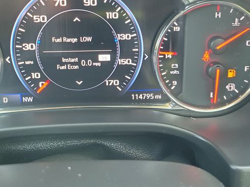 Used 2021 GMC Acadia Denali w/ Denali Ultimate Package AWD/4WD image 24