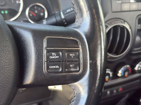Used 2017 Jeep Wrangler Sport w/ Quick Order Package 24S AWD/4WD image 13