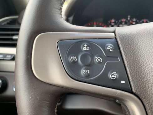 Used 2015 GMC Yukon Denali w/ Premium Package AWD/4WD image 15