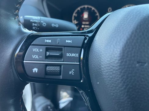 Used 2025 Honda HR-V Sport image 21