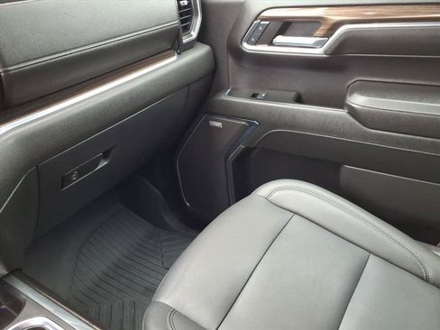 Used 2024 Chevrolet Silverado 1500 LT Trail Boss w/ Convenience Package II AWD/4WD image 23