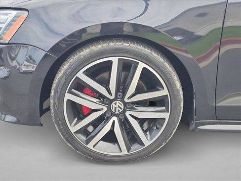 Used 2013 Volkswagen Jetta GLI Autobahn FWD image 26