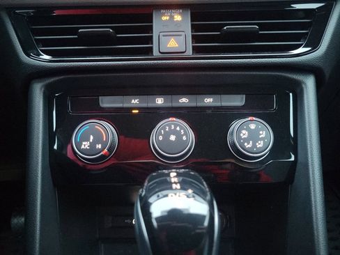 Certified 2024 Volkswagen Taos S image 21