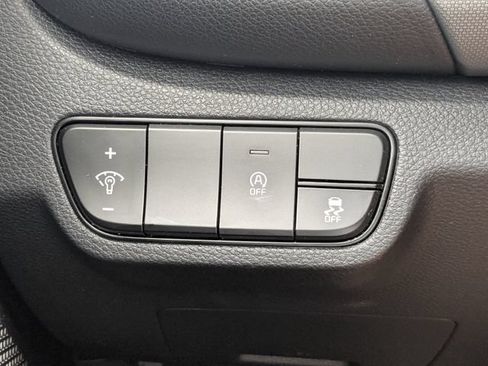 Certified 2026 Kia Seltos LX FWD image 26