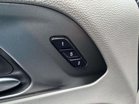 Certified 2021 Chrysler Pacifica Touring-L FWD image 18