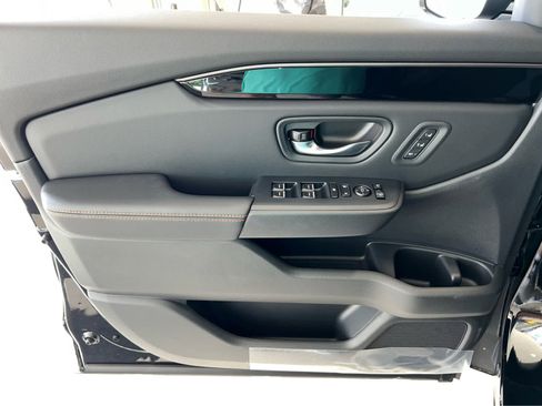 New 2025 Honda Pilot TrailSport image 15