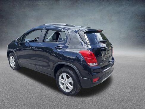 Used 2022 Chevrolet Trax LT w/ LT Convenience Package AWD/4WD image 10