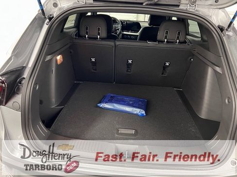 New 2026 Chevrolet Trax RS w/ Sunroof Package image 33