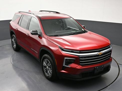 Certified 2026 Chevrolet Traverse LT w/ Driver Confidence Package AWD/4WD image 22