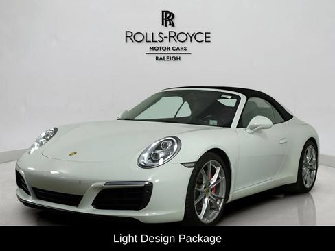 Used 2019 Porsche 911 Carrera S RWD image 2