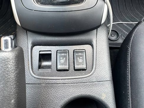 Used 2017 Nissan Sentra SV w/ All Weather Package FWD image 25