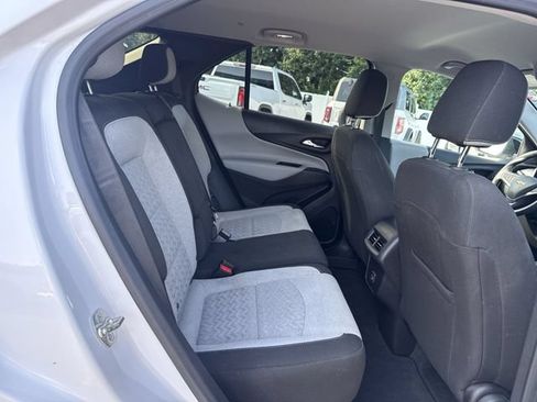 Used 2024 Chevrolet Equinox LS w/ LS Convenience Package AWD/4WD image 25