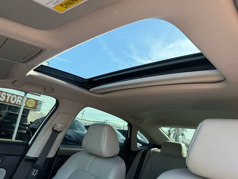 Used 2024 Honda Civic Touring image 23