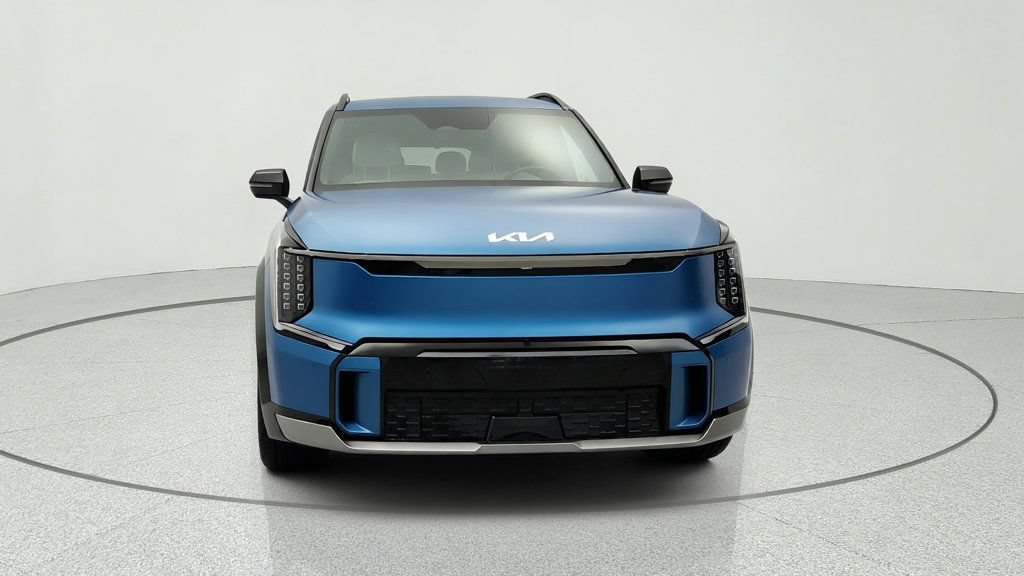 Used 2024 Kia EV9 GT-Line AWD/4WD image 2