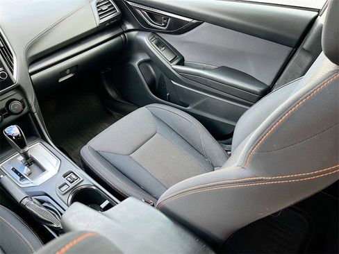 Used 2018 Subaru Crosstrek 2.0i Premium w/ Moonroof Package image 22