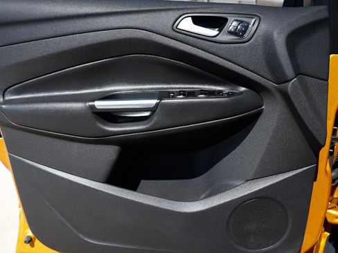 Used 2016 Ford Escape Titanium w/ Equipment Group 301A image 39