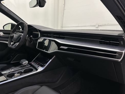 Used 2025 Audi RS 6 performance image 17