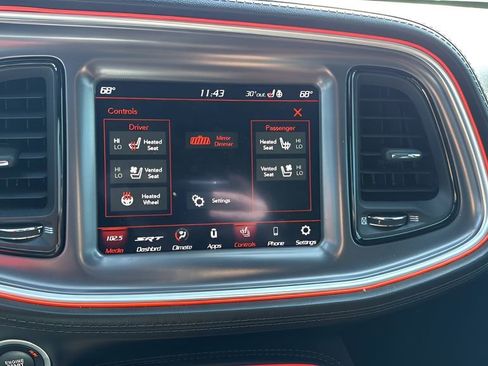 Used 2020 Dodge Challenger R/T Scat Pack w/ Dynamics Package image 18