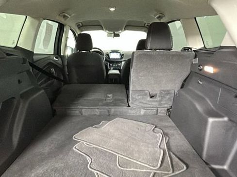 Used 2019 Ford Escape SE FWD image 29