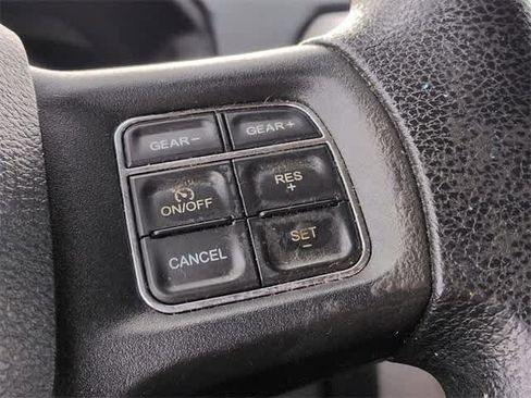 Used 2015 RAM 1500 Express image 24