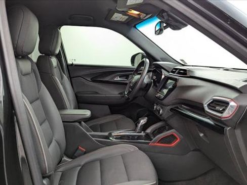 Used 2023 Chevrolet TrailBlazer RS w/ Convenience Package FWD image 22