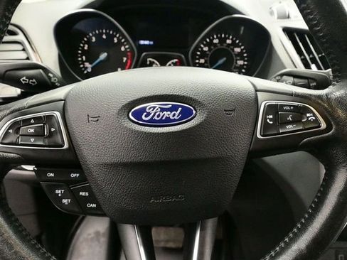 Used 2018 Ford Escape SEL image 10